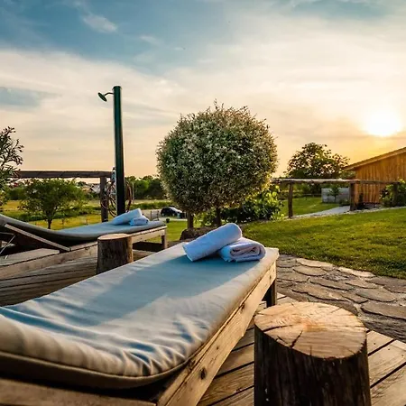 Hacienda Napoli Semesterbostad Sebechleby pri Krupine