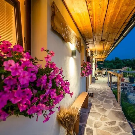 Hacienda Napoli Sebechleby pri Krupine