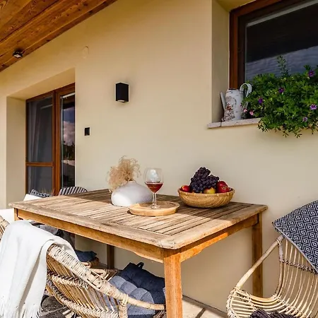 Hacienda Napoli * Sebechleby pri Krupine